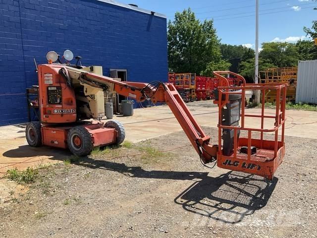 JLG E300AJP Piattaforme a braccio articolato