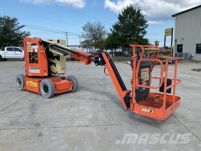 JLG E300AJP Piattaforme a braccio articolato