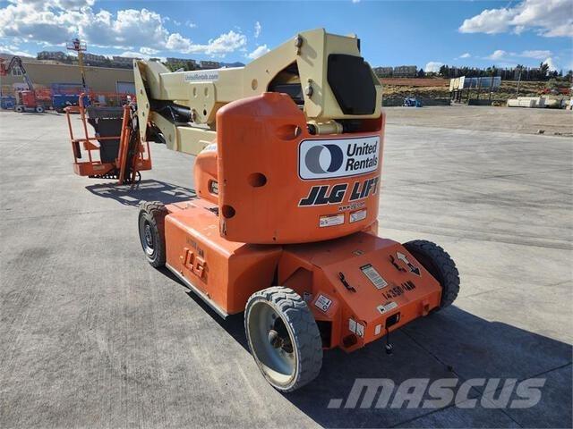 JLG E400AJP Piattaforme a braccio articolato