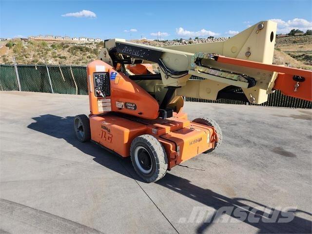 JLG E400AJP Piattaforme a braccio articolato