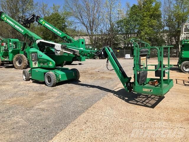 JLG E400AJPN Piattaforme a braccio articolato