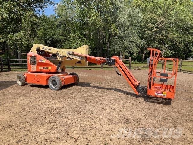 JLG E400AJPN Piattaforme a braccio articolato