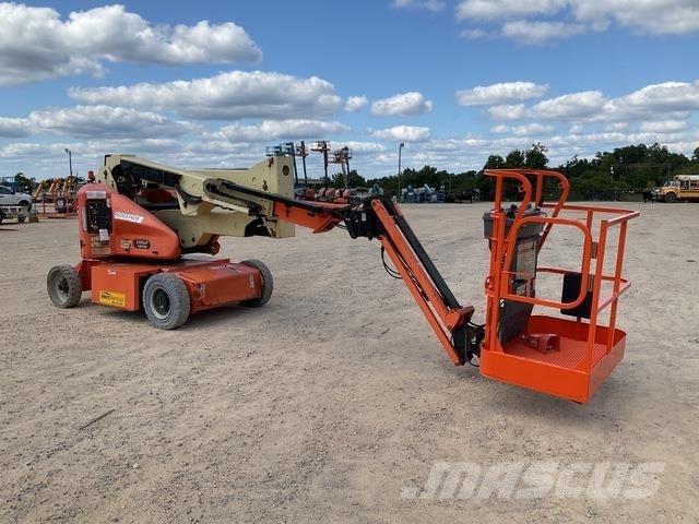JLG E400AJPN Piattaforme a braccio articolato
