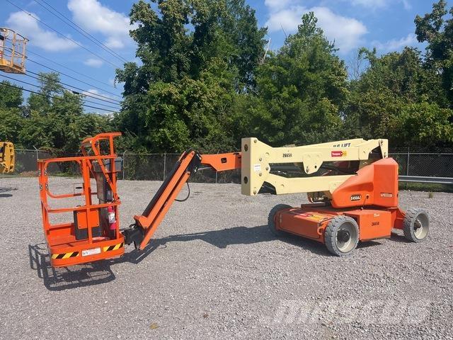 JLG E450AJ Piattaforme a braccio articolato