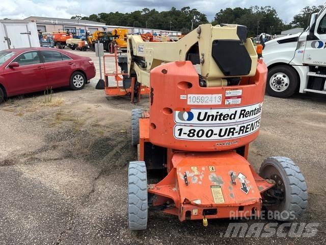 JLG E450AJ Piattaforme a braccio articolato