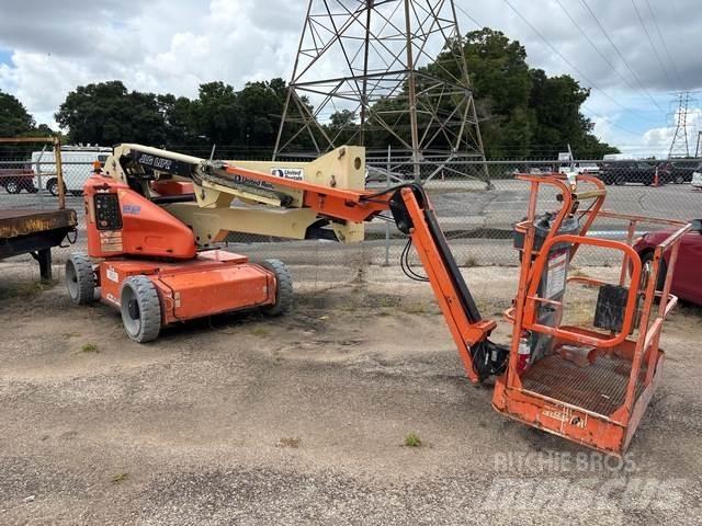 JLG E450AJ Piattaforme a braccio articolato