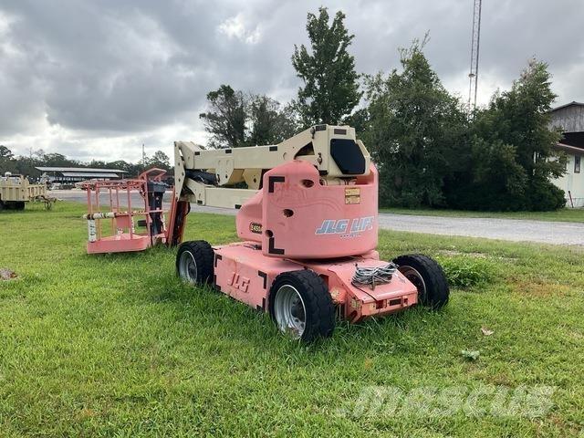 JLG E450AJ Piattaforme a braccio articolato