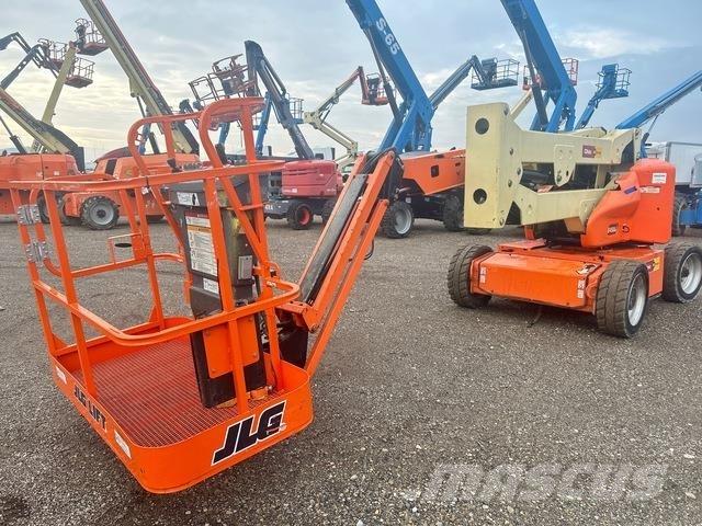 JLG E450AJ Piattaforme a braccio articolato