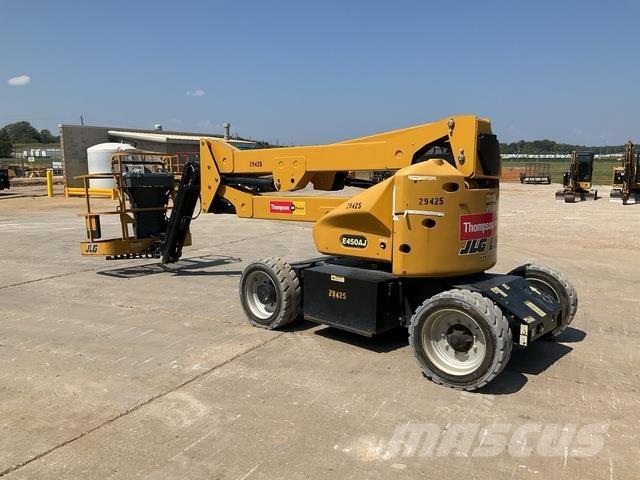JLG E450AJ Piattaforme a braccio articolato
