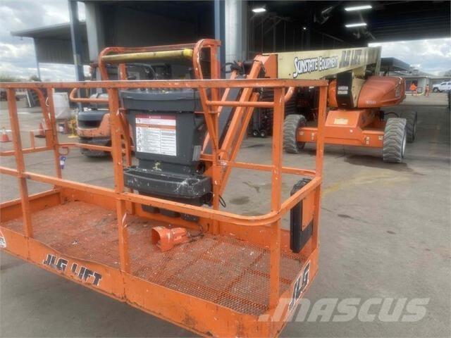 JLG M600J Piattaforme a braccio articolato
