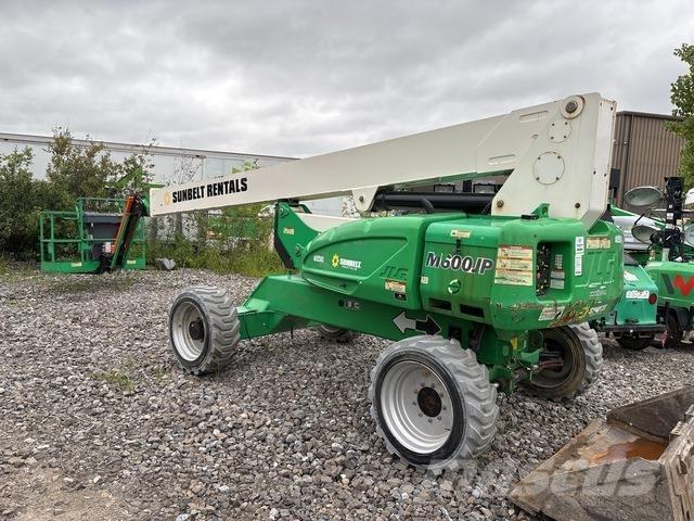 JLG M600JP Piattaforme a braccio telescopico