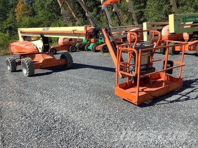 JLG M600JP Piattaforme a braccio telescopico