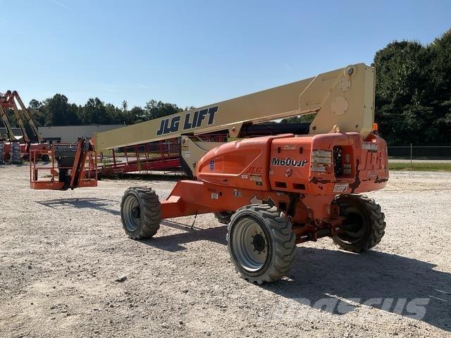 JLG M600JP Piattaforme a braccio telescopico