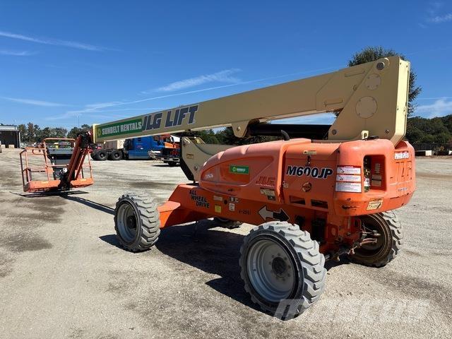 JLG M600JP Piattaforme a braccio articolato