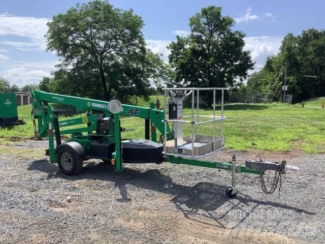 JLG T-350 Piattaforme aeree su rimorchio