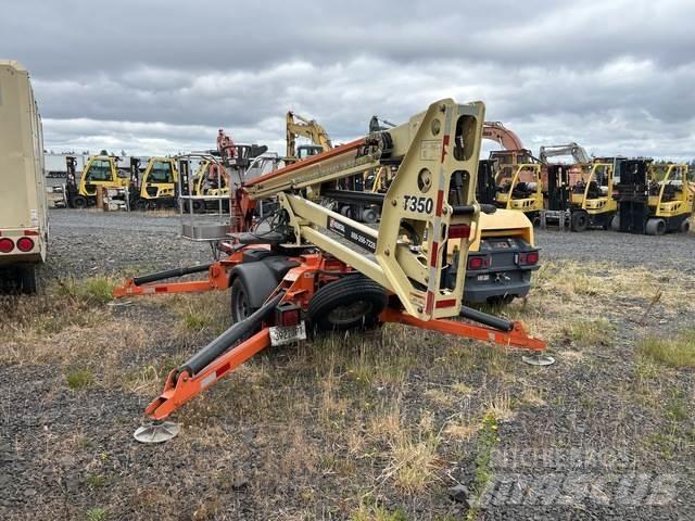 JLG T350 Piattaforme aeree su rimorchio