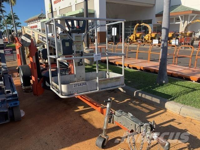 JLG T350 Piattaforme aeree su rimorchio