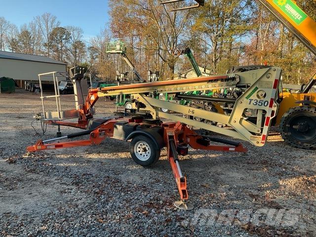 JLG T350 Piattaforme aeree su rimorchio