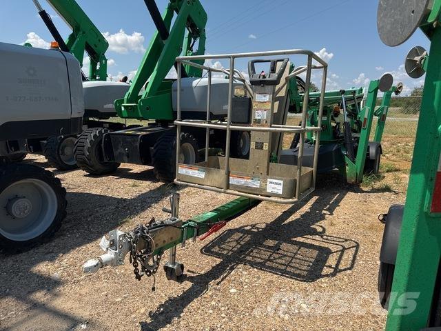 JLG T500J Piattaforme aeree su rimorchio