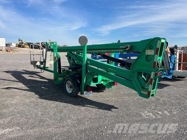 JLG T500J Piattaforme aeree su rimorchio