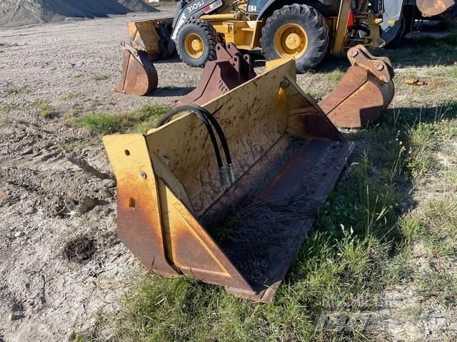 John Deere  Terne