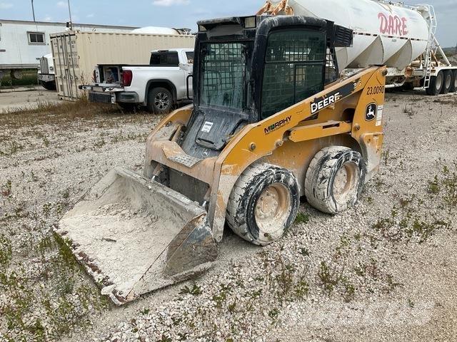 John Deere 315 Mini Pale Gommate