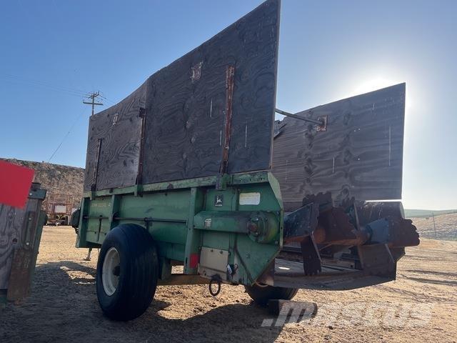 John Deere 450 Spargiletame
