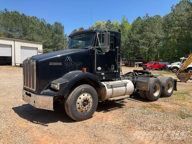Kenworth  Motrici e Trattori Stradali