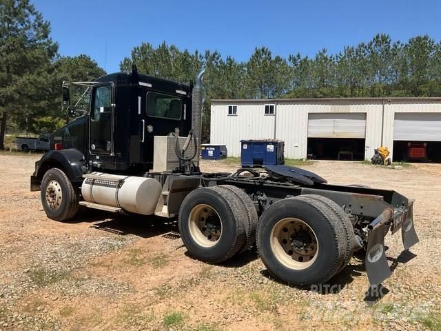 Kenworth  Motrici e Trattori Stradali