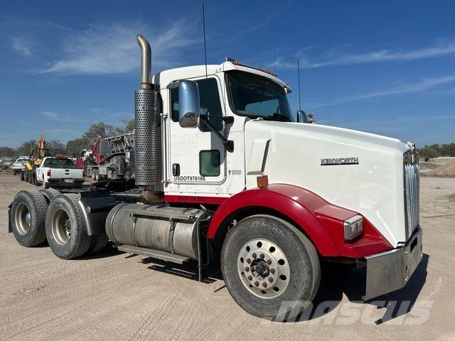 Kenworth  Motrici e Trattori Stradali