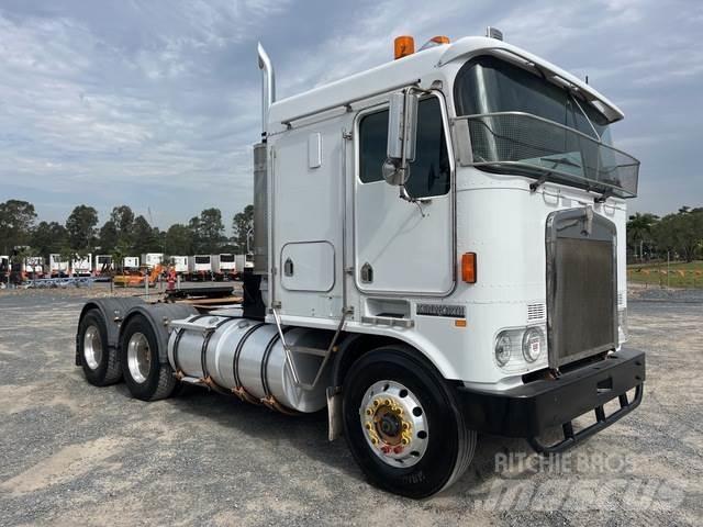 Kenworth K104 Motrici e Trattori Stradali