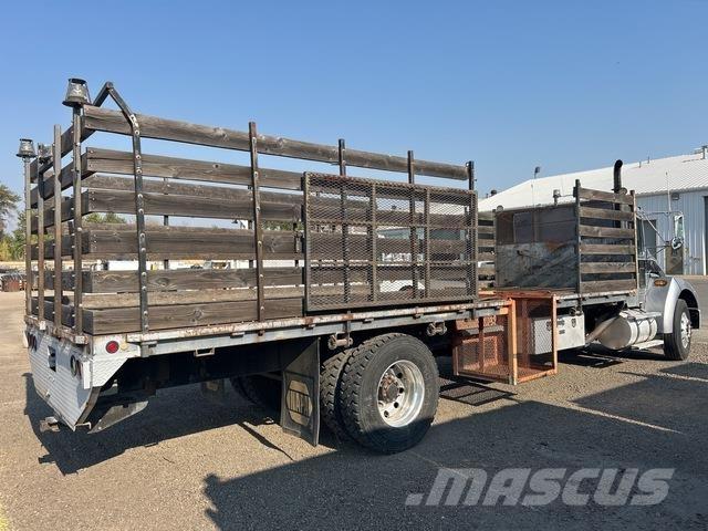 Kenworth T-300 Camion con sponde ribaltabili