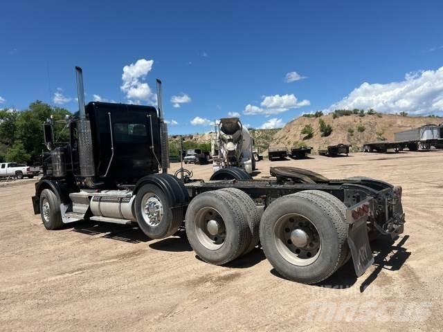 Kenworth T-800 Motrici e Trattori Stradali