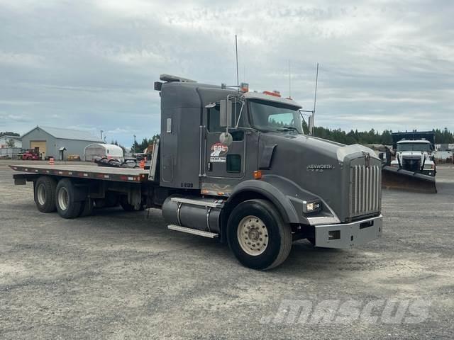 Kenworth T-800 Carroattrezzi