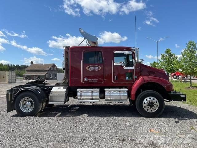 Kenworth T300 Motrici e Trattori Stradali