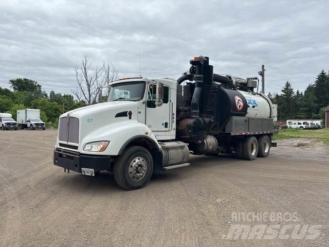 Kenworth T440 Escavatori cingolati