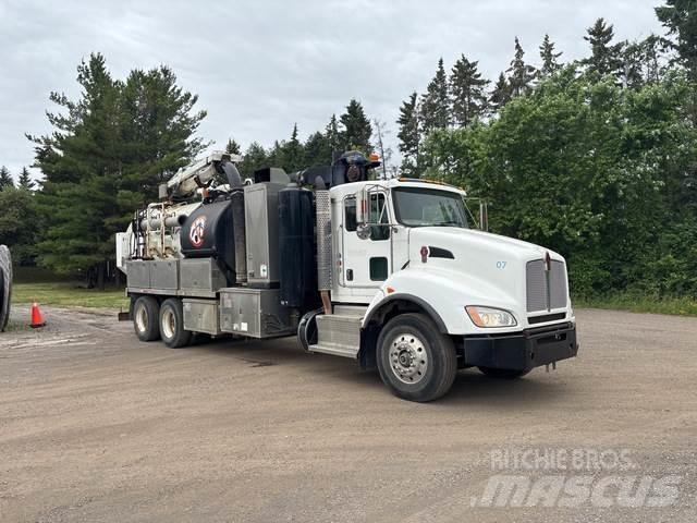 Kenworth T440 Escavatori cingolati