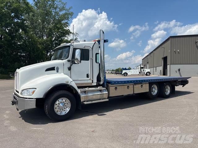 Kenworth T440 Carroattrezzi