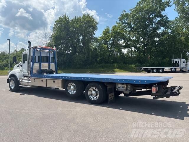 Kenworth T440 Carroattrezzi