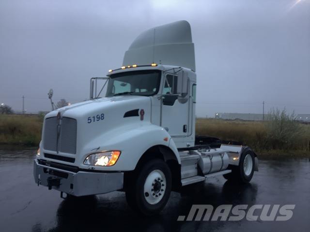 Kenworth T440 Motrici e Trattori Stradali