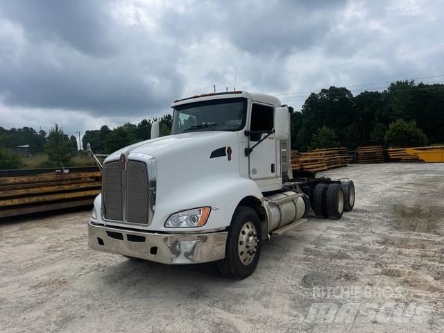 Kenworth T660 Motrici e Trattori Stradali