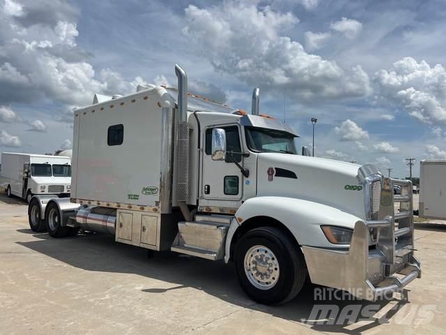 Kenworth T660 Motrici e Trattori Stradali