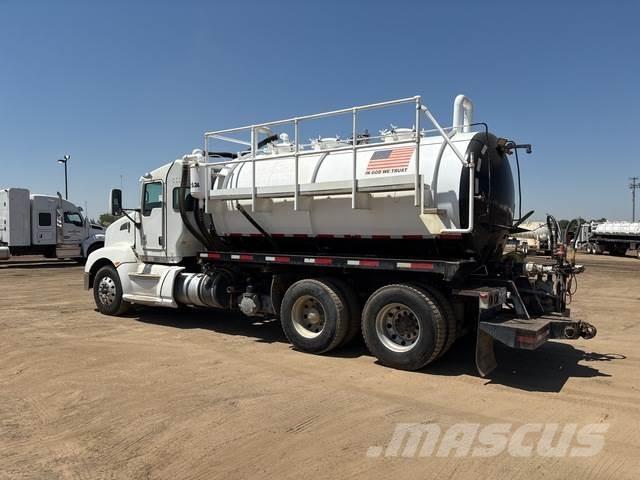 Kenworth T660 Camion autospurgo