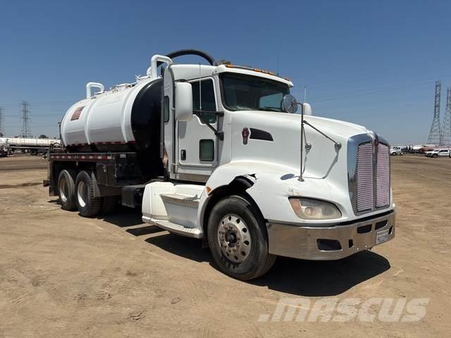 Kenworth T660 Camion autospurgo