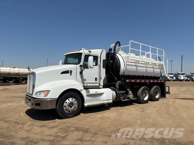 Kenworth T660 Camion autospurgo