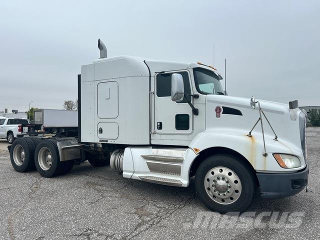Kenworth T660 Motrici e Trattori Stradali