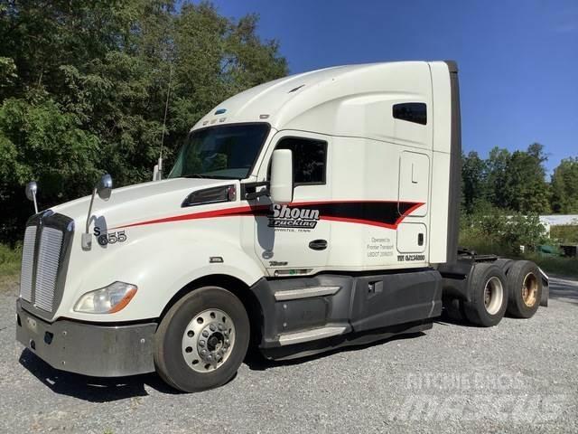 Kenworth T680 Motrici e Trattori Stradali