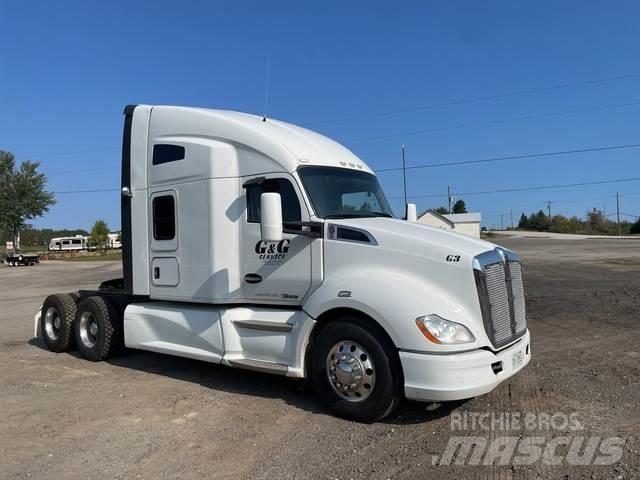 Kenworth T680 Motrici e Trattori Stradali