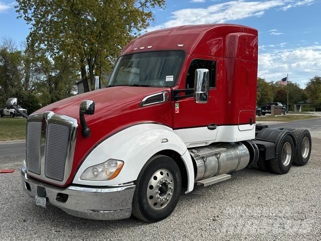 Kenworth T680 Motrici e Trattori Stradali