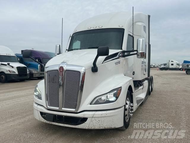 Kenworth T680 Motrici e Trattori Stradali